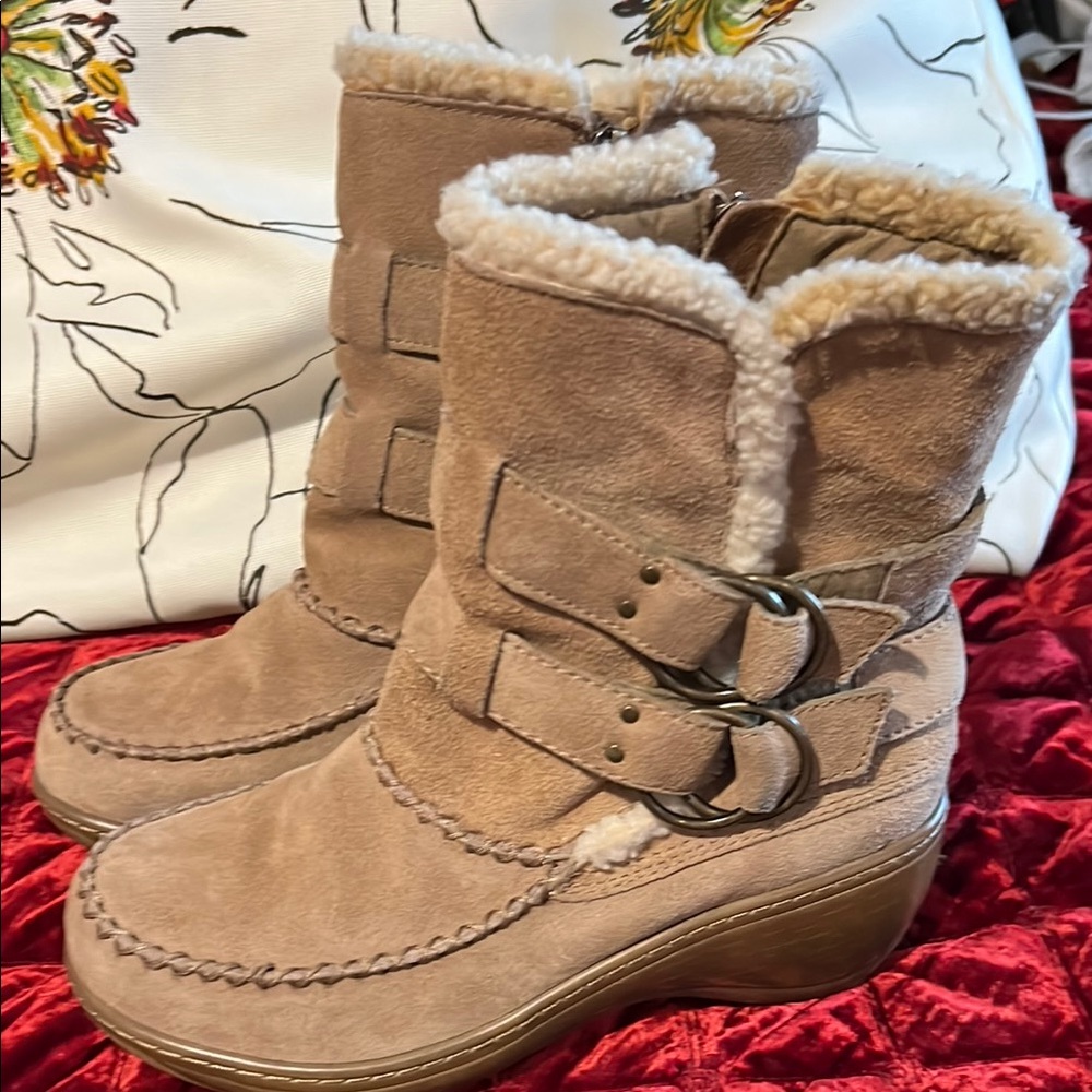 Softwalk Manchester Suede Boots in Walnut With Faux Shearling Lining Sz 7 1/2 W
